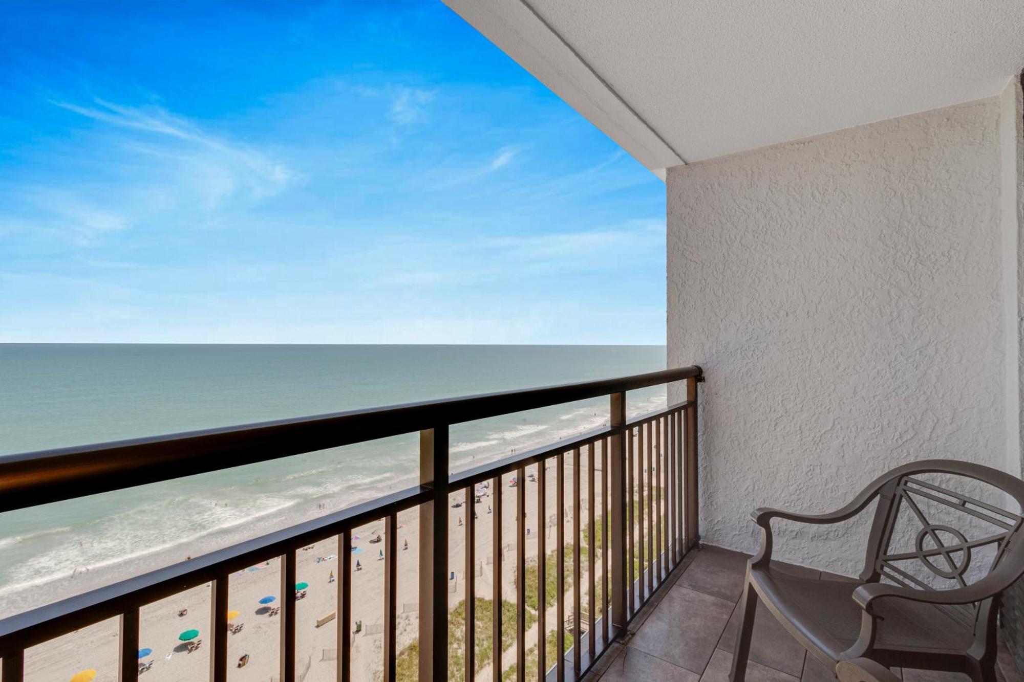 Oceanview Studio Escape With Beach Steps Away! 1828 Миртъл Бийч Екстериор снимка