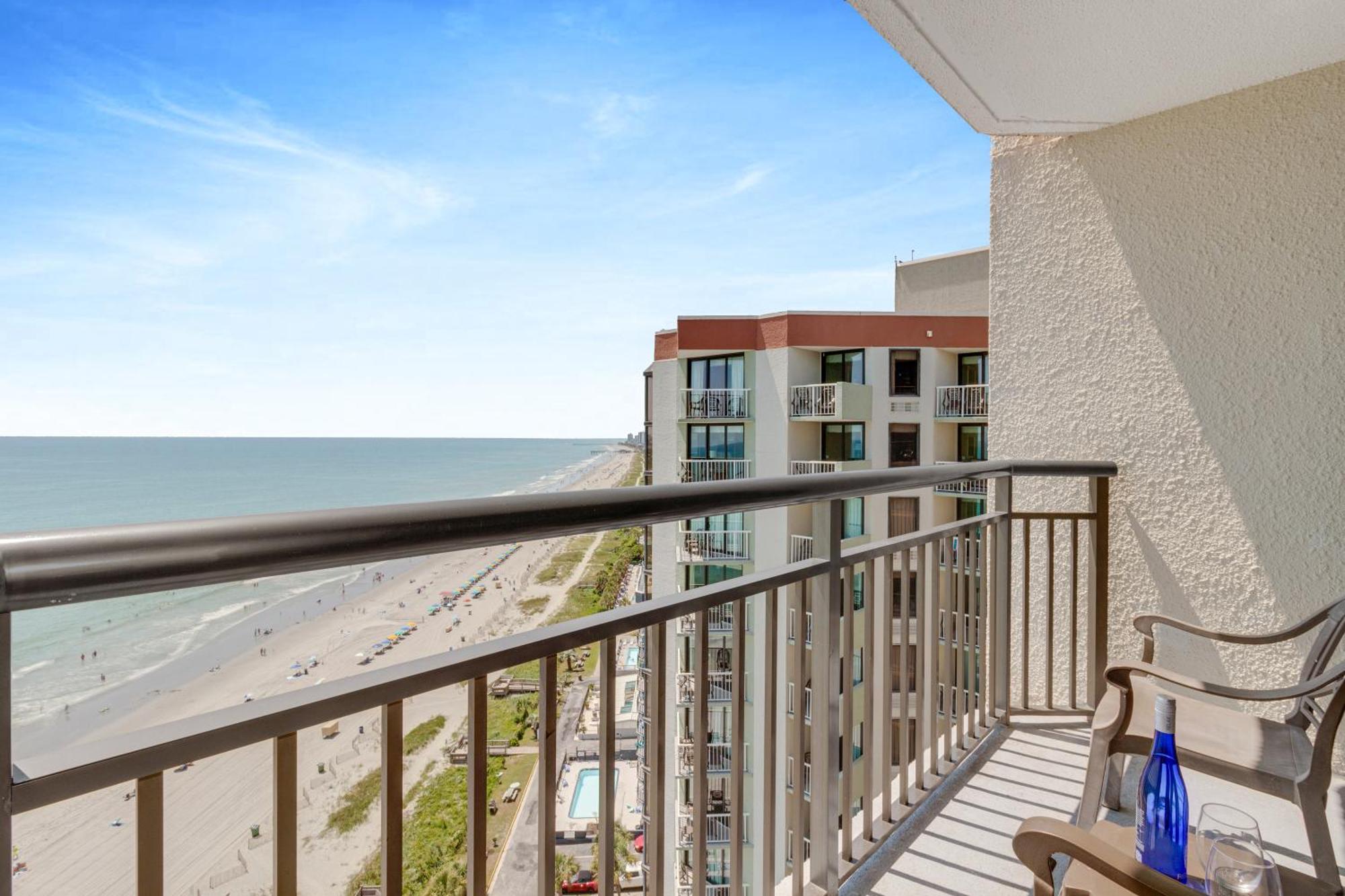 Oceanview Studio Escape With Beach Steps Away! 1828 Миртъл Бийч Екстериор снимка